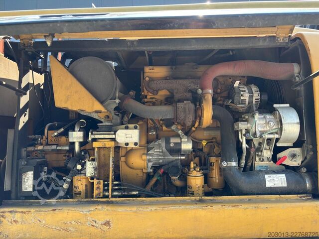 Excavadora móvil CATERPILLAR M313D Mobilbagger Hochfahr. Kabine