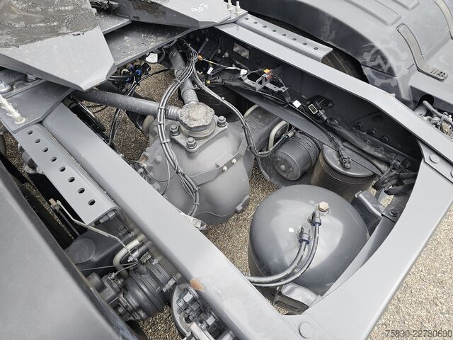 Standard-SZM Volvo FM 440 / 4x2 / NL TRUCK / FULL AIR