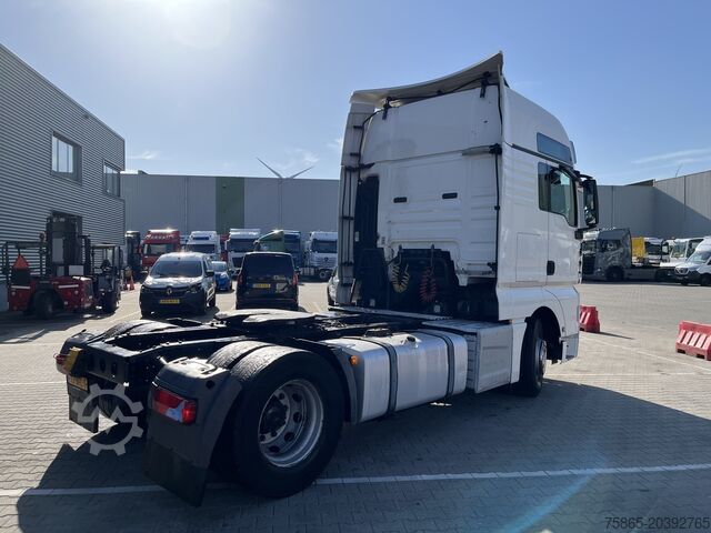 Standard tractor Man TGX 18.440 XXL / 684 dkm / 2 Tanks / Stand klim...