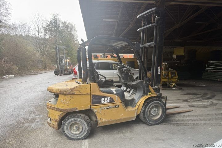 Gaffeltruck  DP 30 N / Swiss-Vehicle