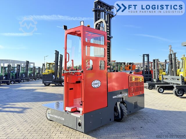 Carrello elevatore a 4 direzioni Combilift C3000GST TRIPLEX 8300 FREE-LIFT NEW TIRE