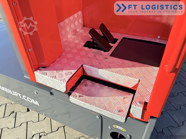 Carrello elevatore a 4 direzioni Combilift C3000GST TRIPLEX 8300 FREE-LIFT NEW TIRE