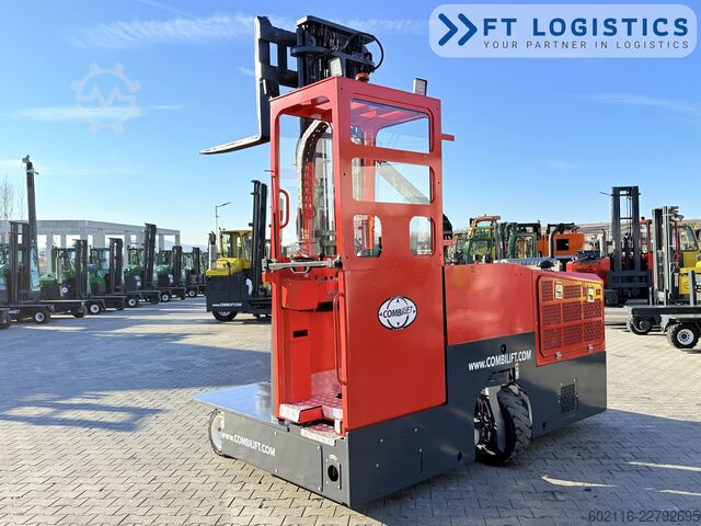 Carrello elevatore a 4 direzioni Combilift C3000GST TRIPLEX 8300 FREE-LIFT NEW TIRE
