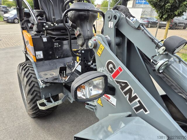 Pala gommata Giant G2500 X-TRA HD