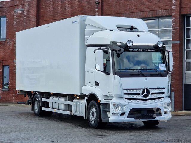 Suitcase Mercedes-Benz Actros 1833 4x2 - Bussbygg box sidedoors - Load...
