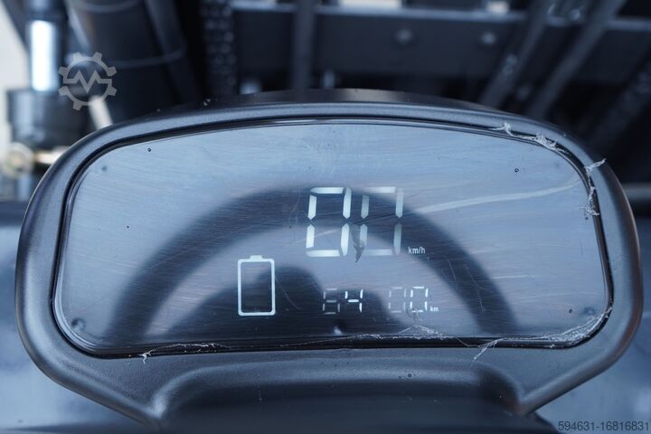 Gabelstapler Elektrostapler LÖWE El. Stapler 2t, 4,5m Hub, Seitenschieber