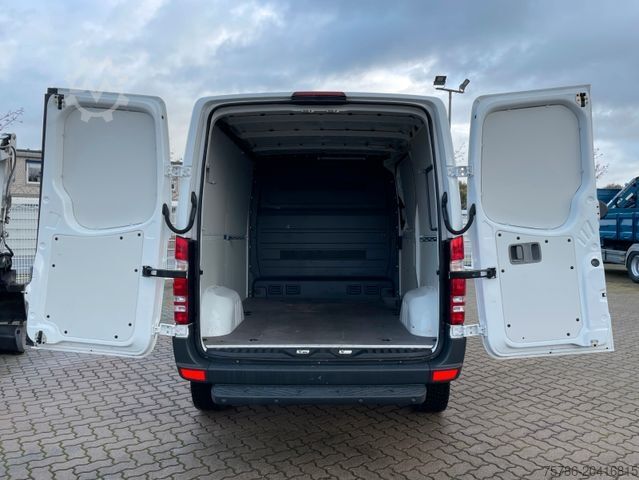 Furgon blaszak MERCEDES-BENZ Sprinter 316 CDI/ L1H1/ Xenon/ AC/ Standhzg./ E6