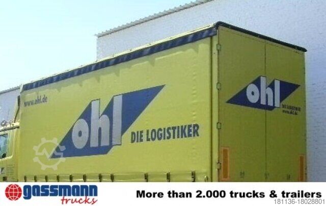 Vrachtauto met open laadbak Pritsche Plane & Spriegel