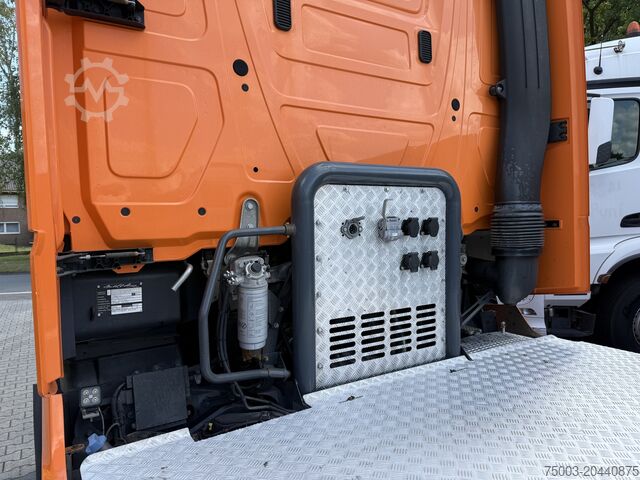 Zware vrachtwagen Mercedes-Benz Actros MP5 2663 6X4 Super Ausstattung