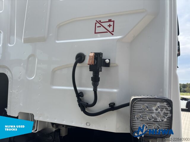 Matières dangereuses Volvo FH460 6x2 Midliftas +  Valid ADR