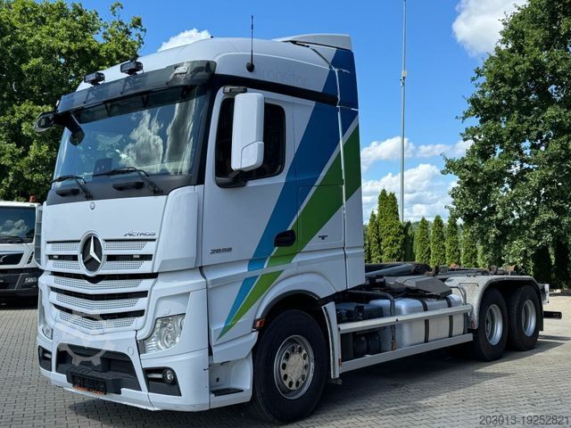 Kamion s kipom s pomičnim kontejnerom MERCEDES-BENZ ACTROS 2658 6x2 Abrollkipper MEILLER RK 26.67K