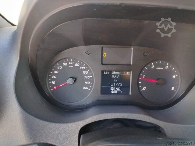 Autobasculantă Mercedes-Benz SPRINTER 315 CDI 2.2