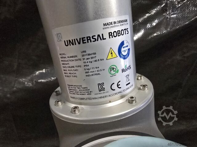  Universal Robots UR5