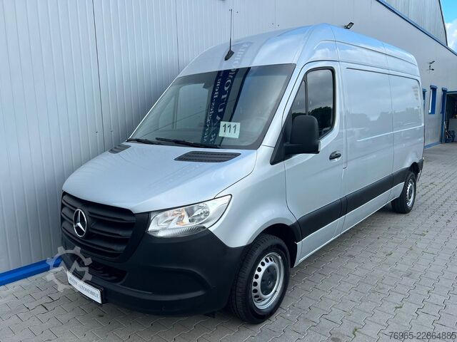 Dubă cu acoperiș înalt MERCEDES-BENZ Sprinter 215 9G-TR HOCH+LANG KLIMA 3-SITZ KAMERA