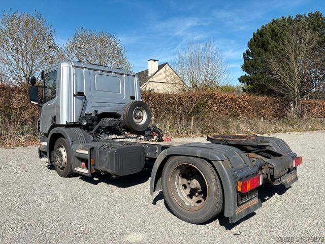 Standaard trekker SCANIA P230    Schaltgetriebe