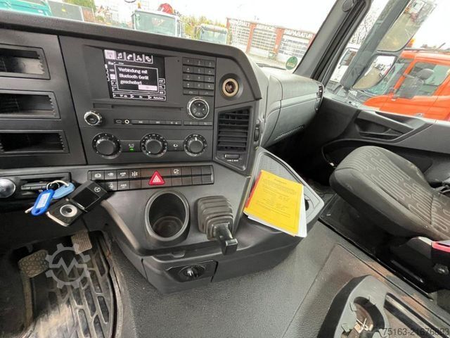 Kipper LKW MERCEDES-BENZ Arocs 3242 8x4 4 Achs Muldenkipper Carnehldeutsc