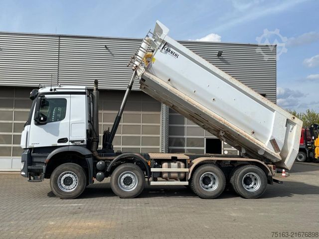 Kipper LKW MERCEDES-BENZ Arocs 3242 8x4 4 Achs Muldenkipper Carnehldeutsc