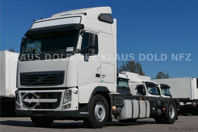Wechselfahrgestell LKW VOLVO FH 460 Globetotter BDF 2XL-Tanks Vollluft