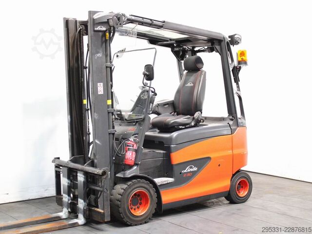Elektrische vorkheftruck met 4 wielen Linde E 30/600 RHL-01  387