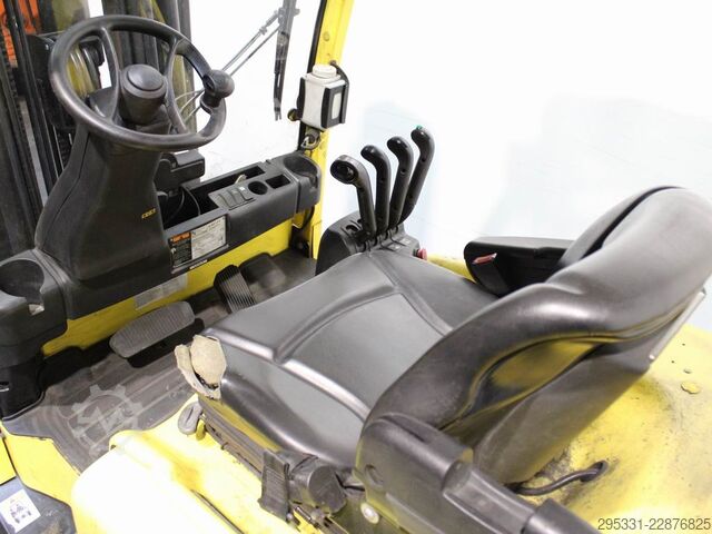 Ηλεκτρικό περονοφόρο τετράτροχο Hyster J 2.5 XN