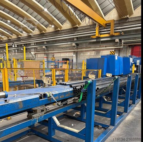 RATTUNDE Automatic cutting, deburring, chamfering, length control and robot packing line RATTUNDE Fully automatic complete cutting deburrring cha...