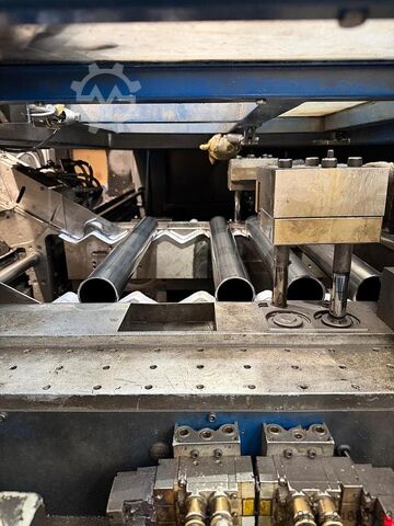 RATTUNDE Automatic cutting, deburring, chamfering, length control and robot packing line RATTUNDE Fully automatic complete cutting deburrring cha...