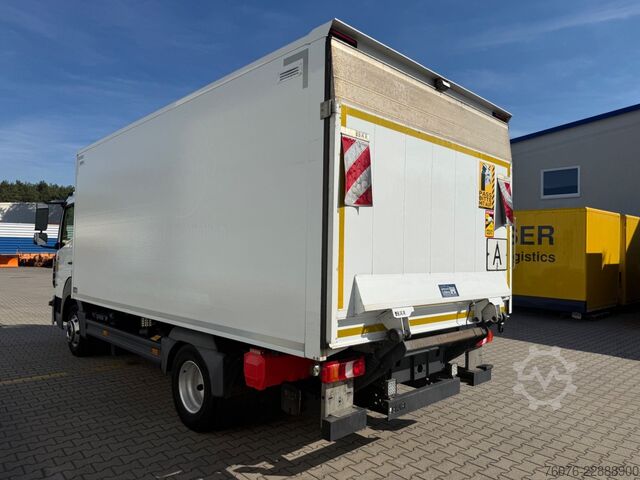 Furgone chiuso MERCEDES-BENZ MB 818 L 5 m Koffer LBW 1t 2,5 t NL Klima Kamera