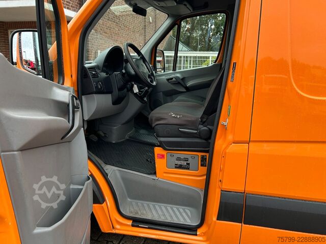 Furgone a tetto alto MERCEDES-BENZ Sprinter II Kasten 313CDI 4x2