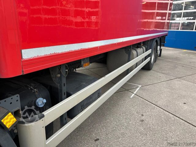 Kofer DAF CF 340 / Closed Box / 6x2/4 / Dhollandia