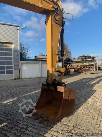 Excavadora móvil Caterpillar M316D