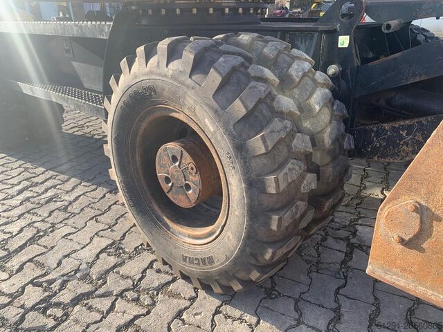 Excavadora móvil Caterpillar M316D