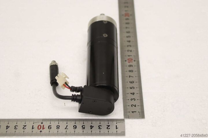 Servo-gearmotor 0,8 kW, 92,7 o/min Nucleus MCA 10140-RS0B0  G50BH121MVAR2C00