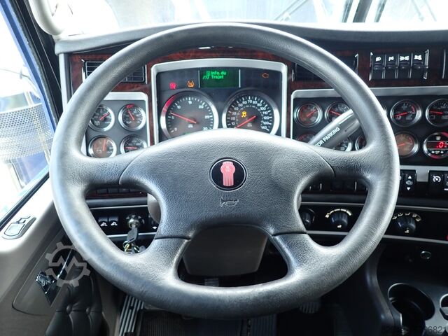 Standard nyerges vontató Kenworth W900 L Truck USA