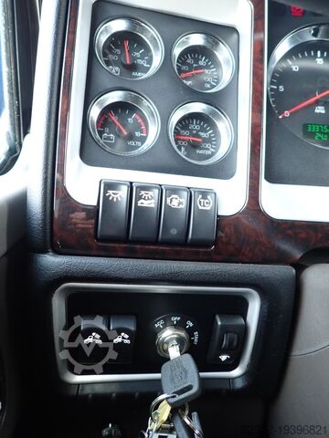 Standard nyerges vontató Kenworth W900 L Truck USA