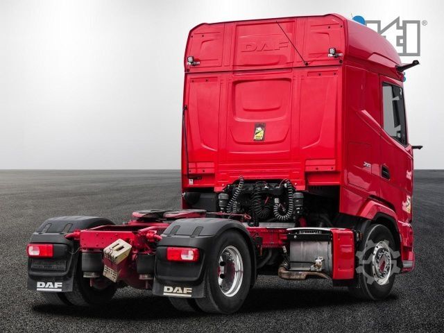 Standardowy ciągnik siodłowy DAF XG 480 FT + INTARDER + ALCOA + CAMERAS + 710L TANK