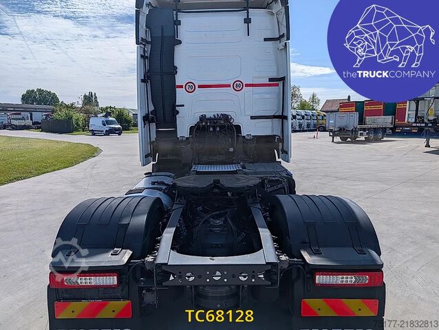 Standaard-SZM Volvo FH 460