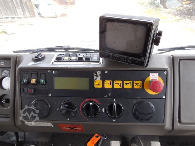 Transporter mit Koffer Iveco 90-13 A Hub Hebevorrichtg Sitzwechselwag