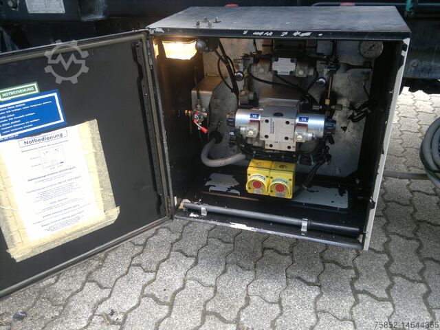 Transporter mit Koffer Iveco 90-13 A Hub Hebevorrichtg Sitzwechselwag