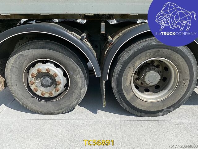 Vehicul de colectare a deșeurilor Renault Premium 320