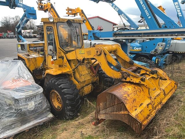 încărcător Hanomag MF 33C Massey Ferguson / for parts only