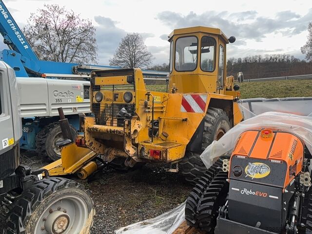 încărcător Hanomag MF 33C Massey Ferguson / for parts only