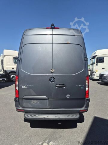 Van Mercedes-Benz Sprinter 317 CDI