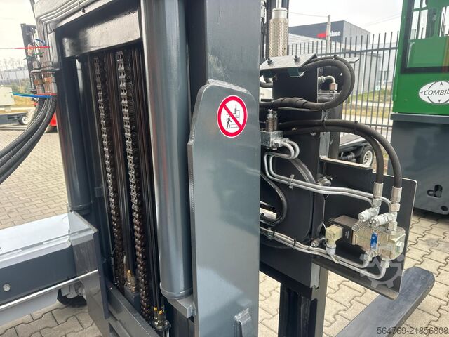 Stivuitor cu patru direcții Combilift Hubtex DQ45/Only 3310 h/Telscopic forks