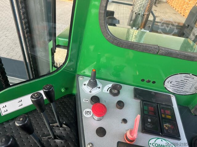Stivuitor cu patru direcții Combilift C4000 / Diesel / Very good condition