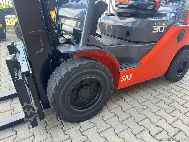 Gabelstapler Toyota 06-8FGF30 / Triplex / 2021 year