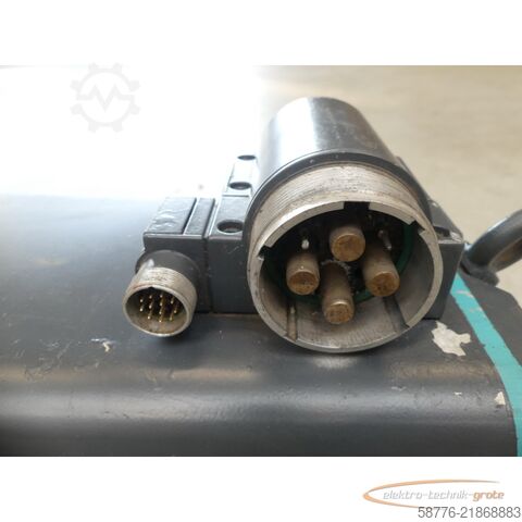 Steuerung Siemens 1FT5106-0AC24-1-Z Servomotor SN: EC786156302001 - Z = G45  K18