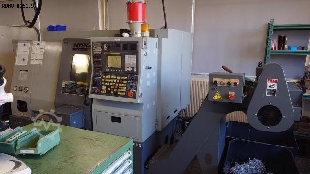 Strung automat CNC HYUNDAI SKT200M
