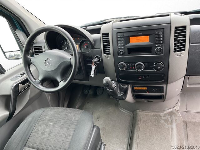 Transporter mit Pritsche & Plane Mercedes-Benz Sprinter 316 CDI 4x4 Doka Pri/Pla Klima Standh. AHK