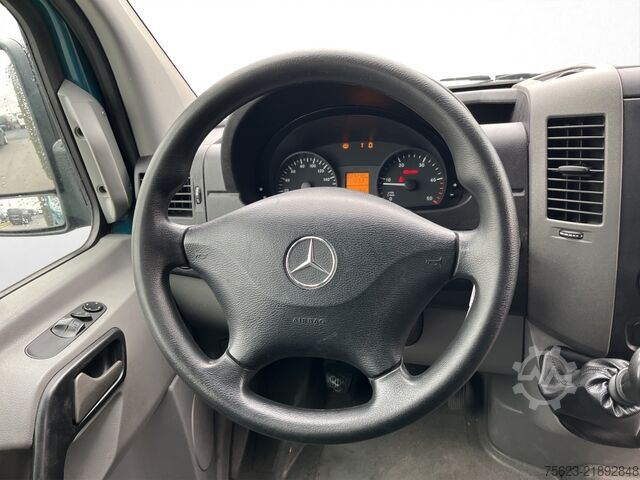 Transporter mit Pritsche & Plane Mercedes-Benz Sprinter 316 CDI 4x4 Doka Pri/Pla Klima Standh. AHK