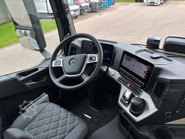 Tipvogn Mercedes-Benz Actros 5 1853 LS 4x2 4xSHZ ACC AUT z Kam.
